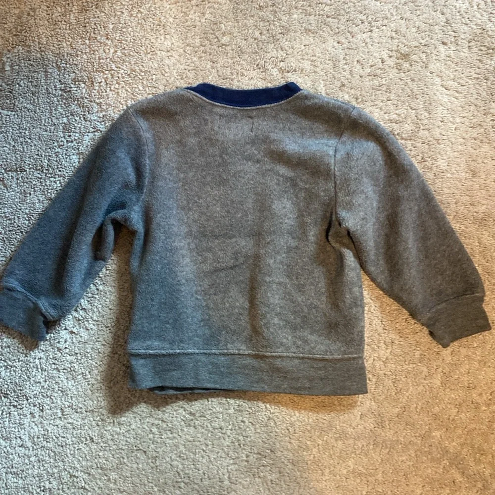 Set of 2 Children’s Place Boys Size 4T Warm Winter Sweatshirts